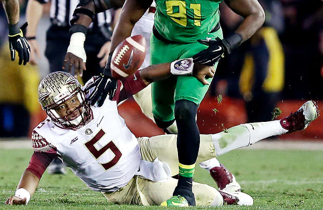 jameis-winston-fumble-rose-bowl-oregon-florida-state_0.jpg